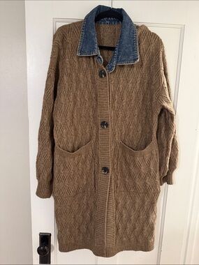 Button-Front Long Knit Cardigan with Denim Collar - Brown